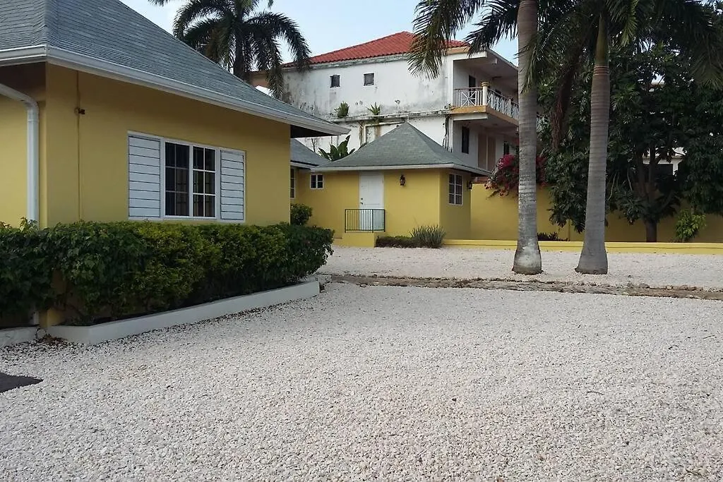 1 Bdr Apt #3 At Ramparts Near Sangster Airport Montego Bay Apartament